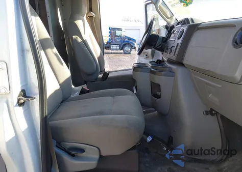 2009 Ford E-250 Commercial/Recreational из США, поврежденный, VIN 1FTNE24L79DA81981